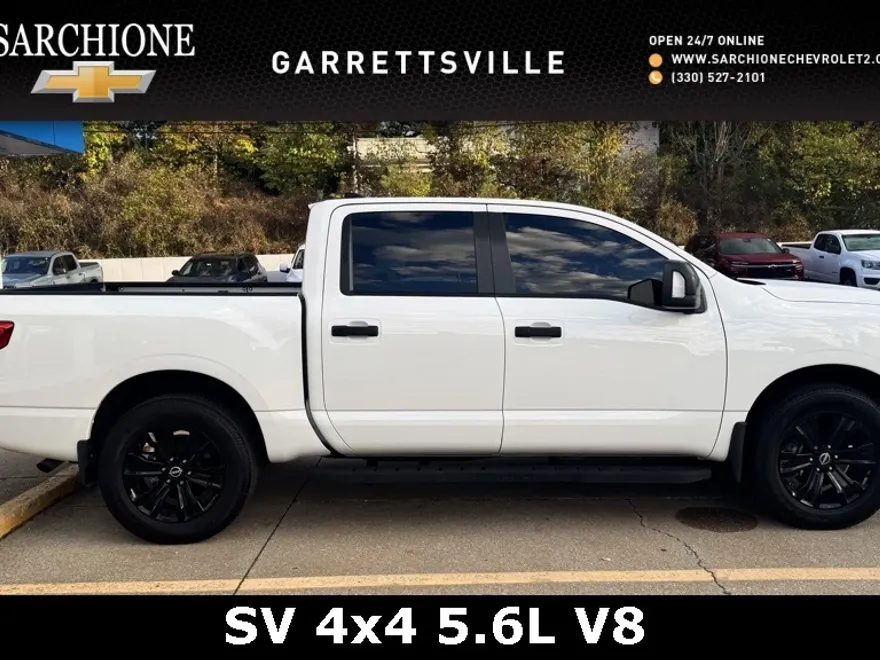 2023 Nissan Titan SV photo 1