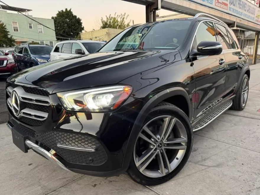 2022 Mercedes Benz GLE 350 4MATIC photo 1