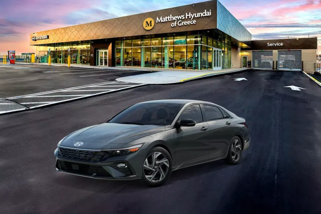 2025 Hyundai Elantra SEL Sport photo 1