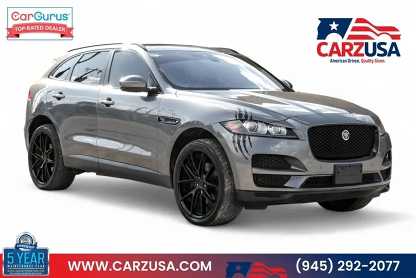 2017 Jaguar F-PACE Prestige photo 1