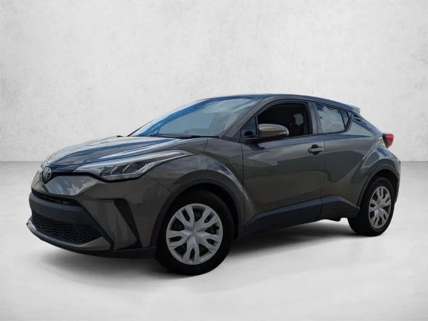 2021 Toyota C-HR LE photo 1