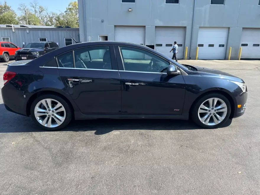 2014 Chevrolet Cruze LTZ photo 1