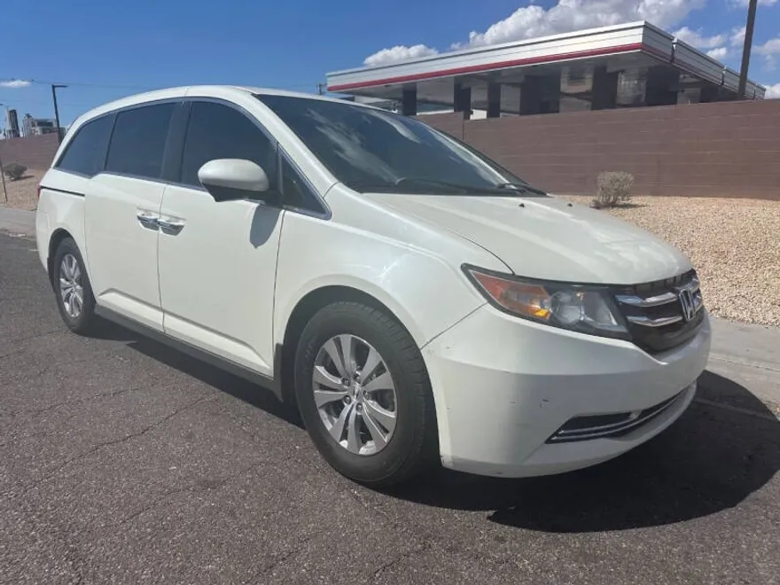 2015 Honda Odyssey EX photo 1