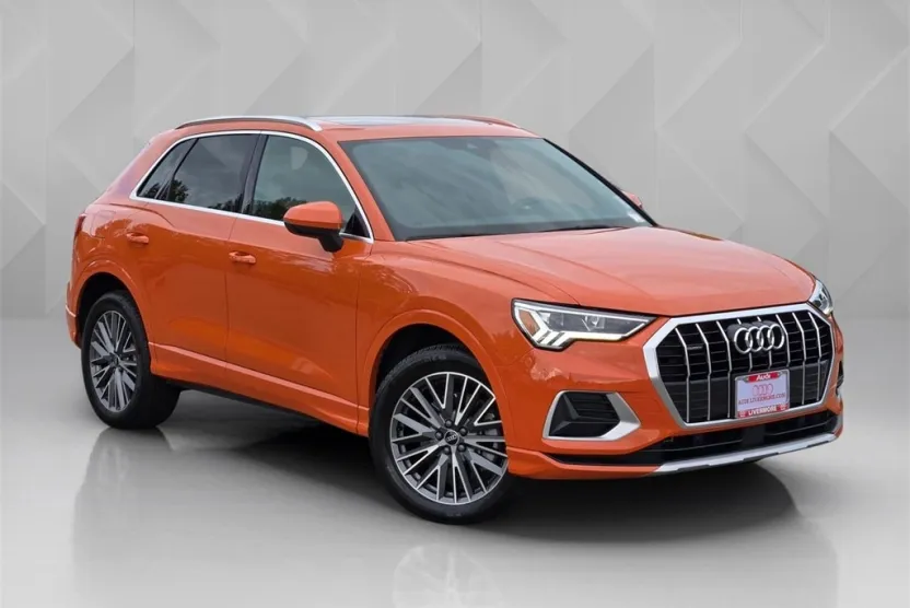 2022 Audi Q3 Premium Plus photo 1