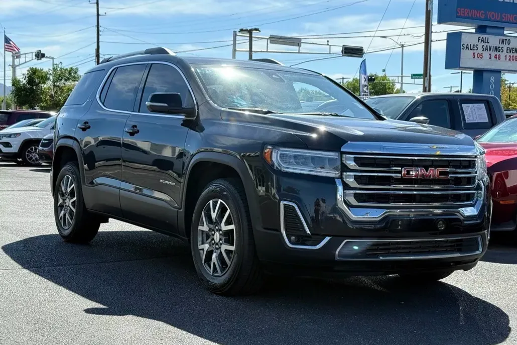 2023 Gmc Acadia SLT photo 1