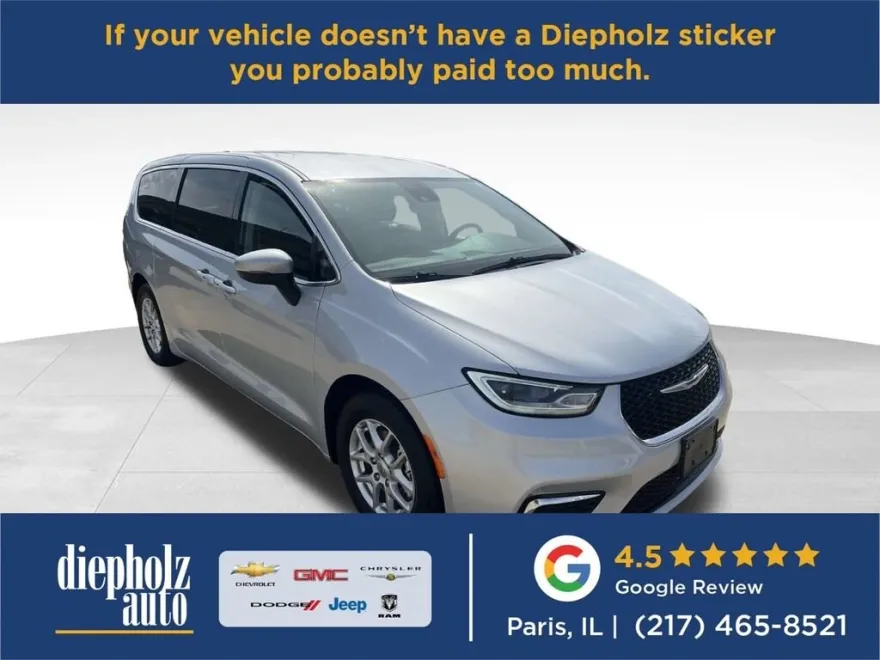 2023 Chrysler Pacifica Touring L photo 1