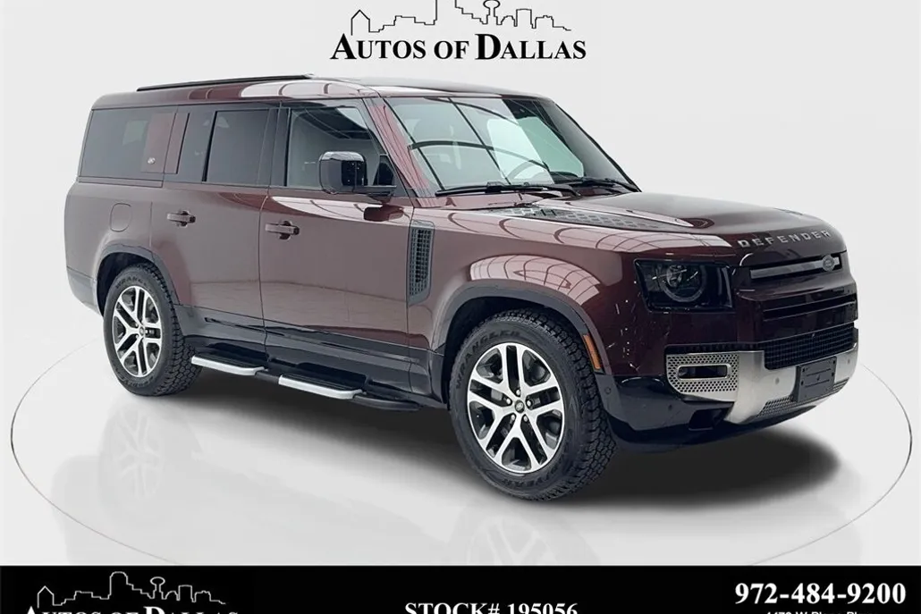 2023 Land Rover Defender 130 SE photo 1