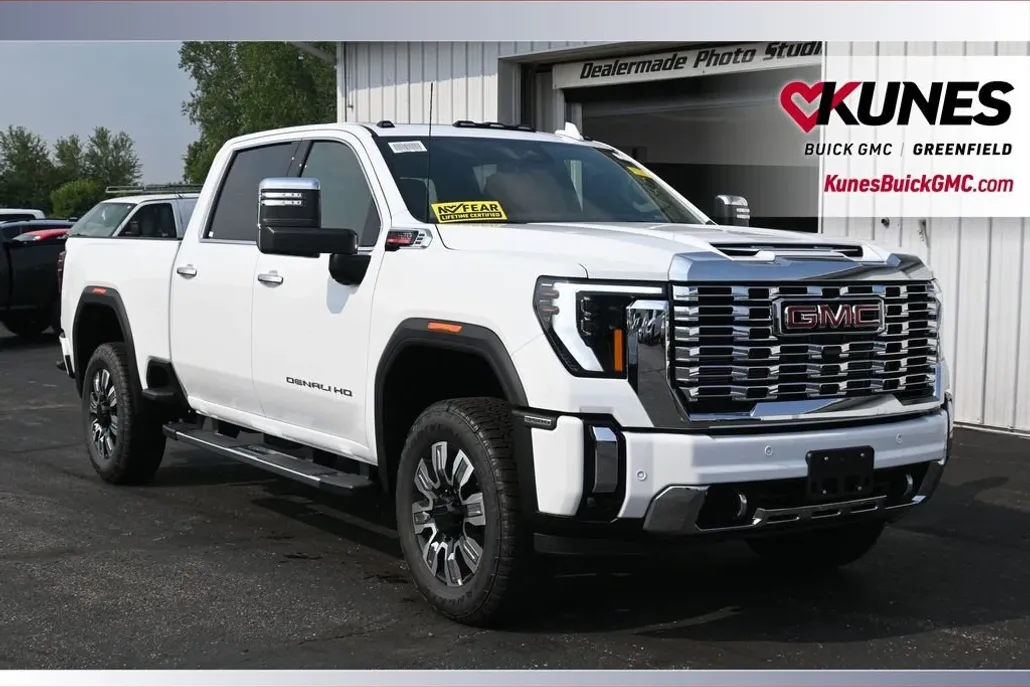 2025 Gmc Sierra 3500 HD Denali photo 1