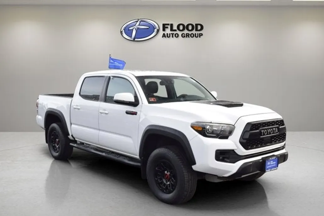 2019 Toyota Tacoma 4x4 TRD Pro photo 1