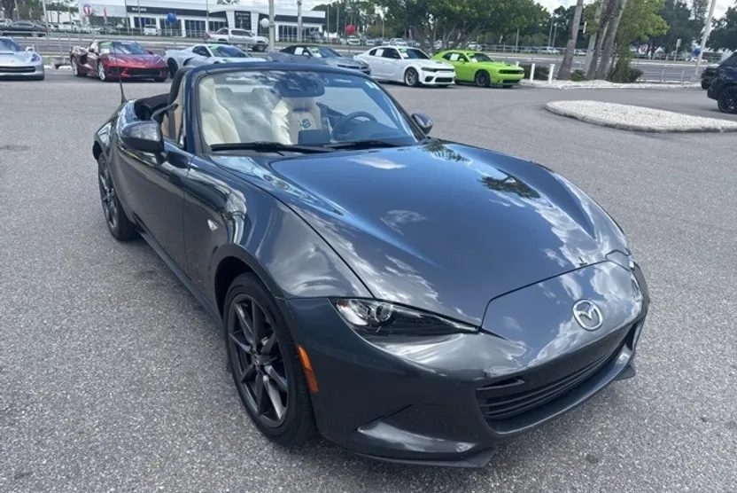 2017 Mazda MX-5 Miata Miata Grand Touring photo 1