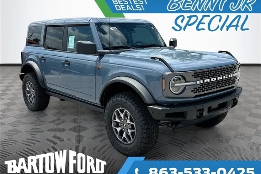 2025 Ford Bronco Badlands photo 1