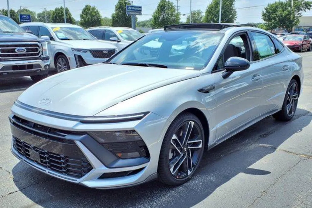 2025 Hyundai Sonata N Line photo 1