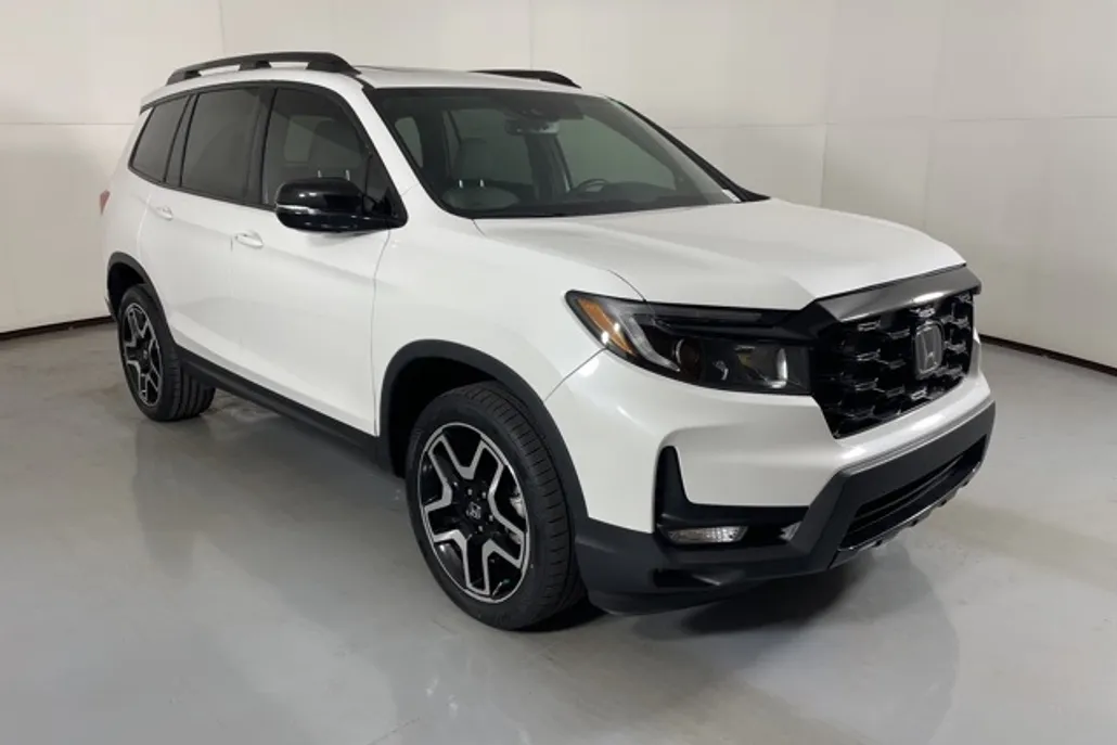 2022 Honda Passport Elite photo 1