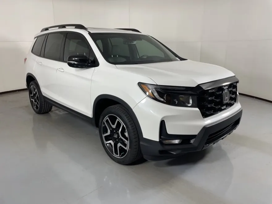 2022 Honda Passport Elite photo 1