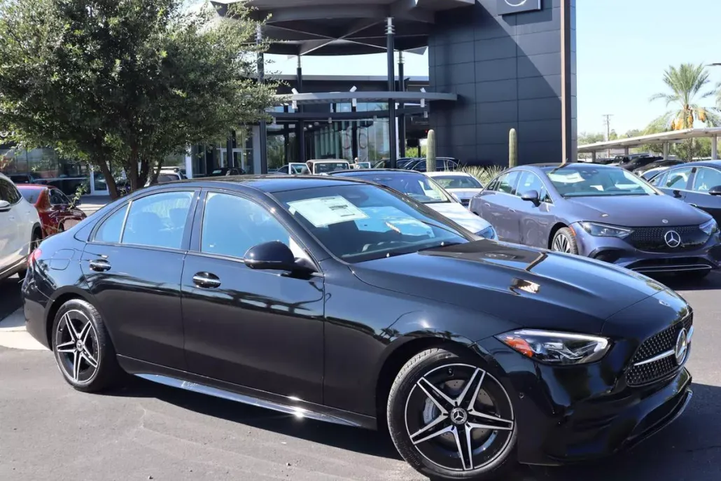 2024 Mercedes Benz C 300 photo 1
