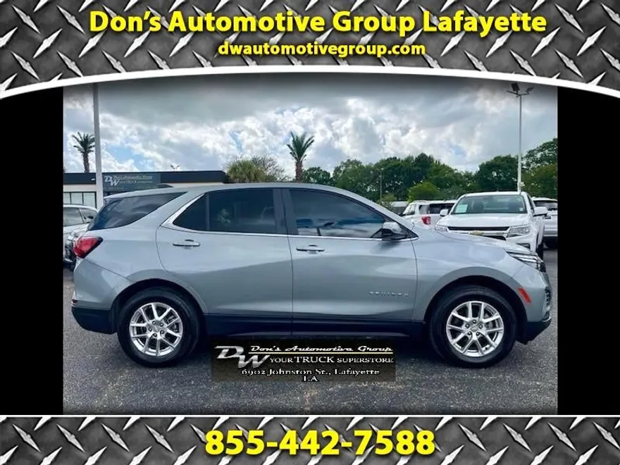 2023 Chevrolet Equinox LT photo 1