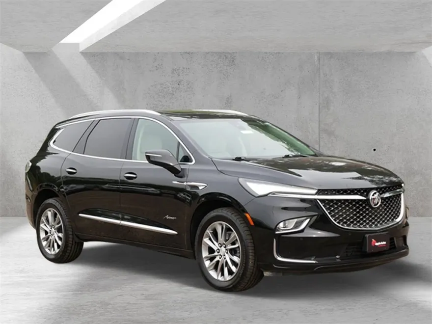 2022 Buick Enclave Avenir photo 1
