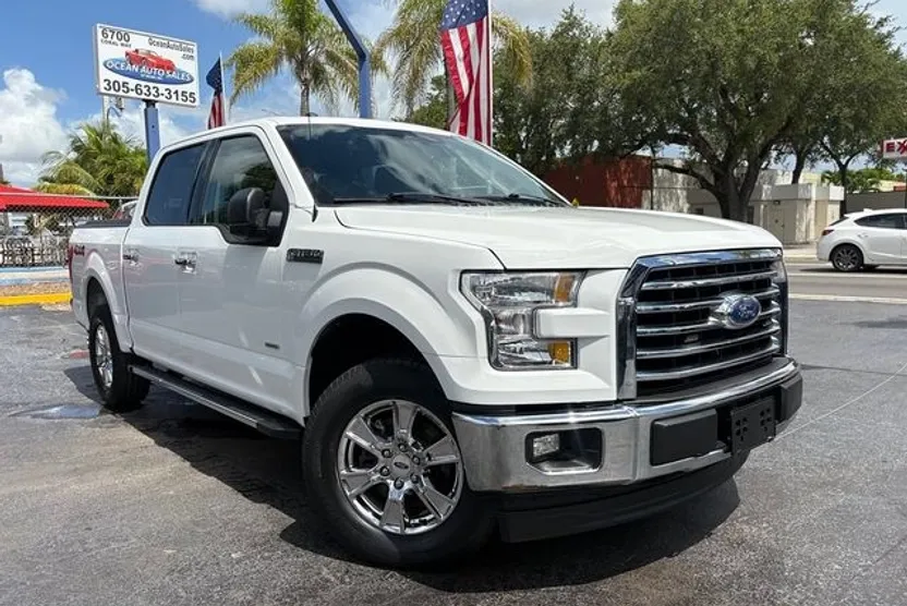 2017 Ford F-150 XLT photo 1