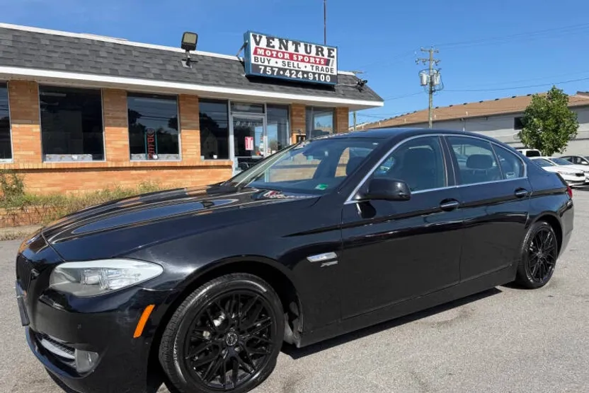 2012 Bmw 528i xDrive photo 1