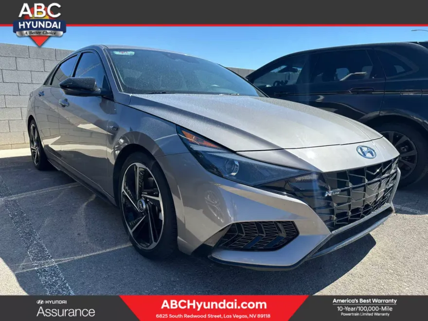 2022 Hyundai Elantra N Line photo 1