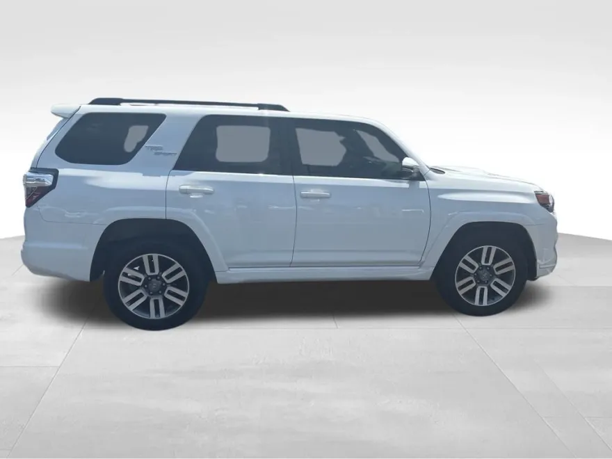 2022 Toyota 4Runner TRD Sport photo 1