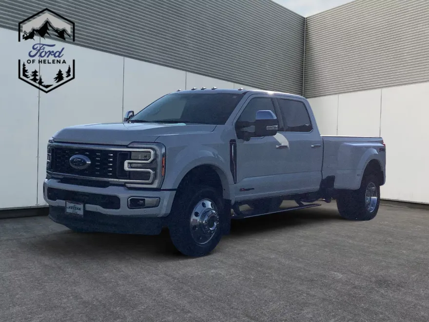 2026 Ford F-450 Lariat photo 1