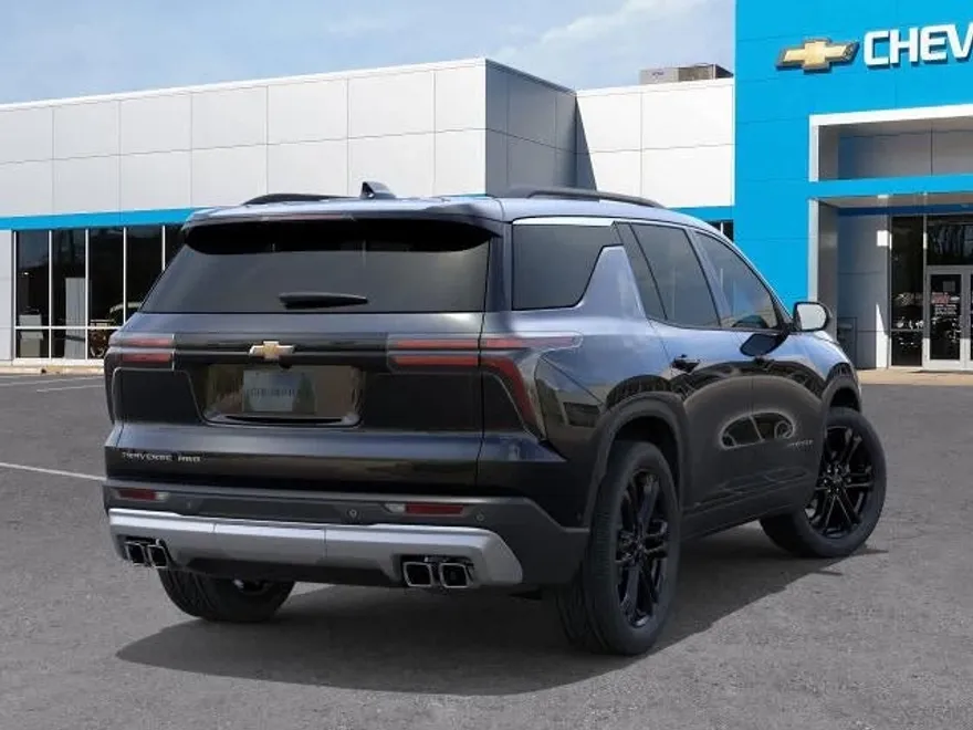 2026 Chevrolet Traverse 2LT photo 1