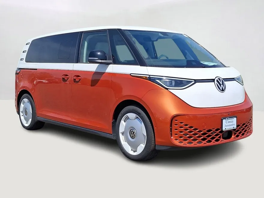 2025 Volkswagen ID. Buzz photo 1