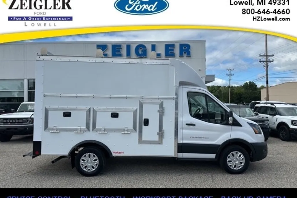 2024 Ford Transit photo 1