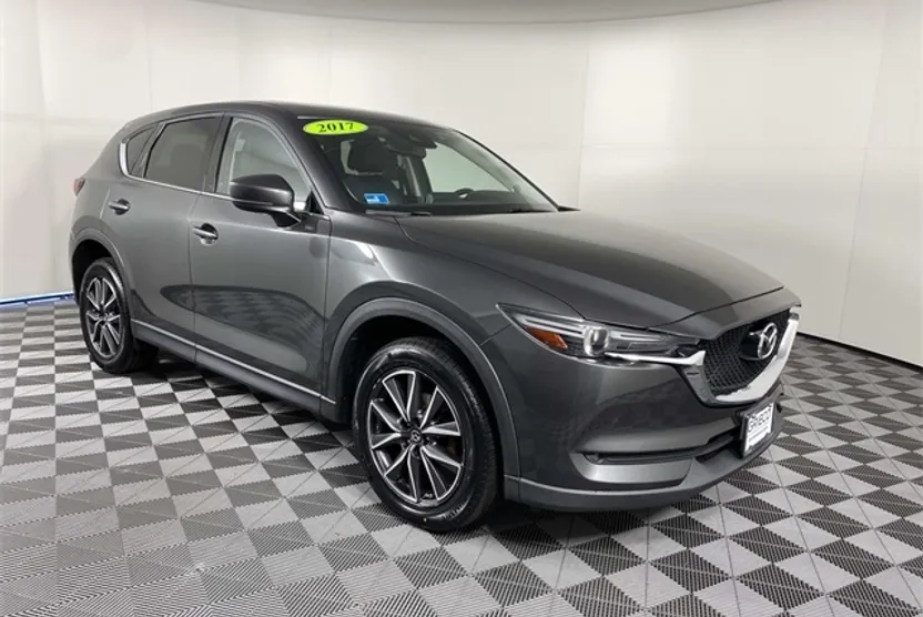 2017 Mazda CX-5 Grand Touring Select photo 1