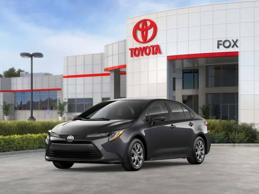 2026 Toyota Corolla LE photo 1