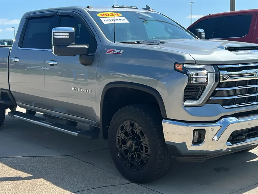 2024 Chevrolet Silverado 2500HD LTZ photo 1
