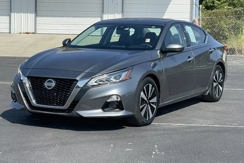 2020 Nissan Altima 2.5 SL photo 1