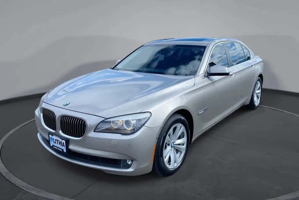 2012 Bmw 740Li 7-Series photo 1