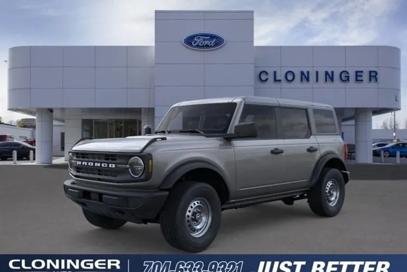 2025 Ford Bronco Base photo 1