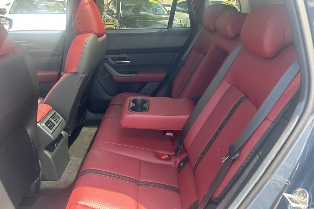 2025 Mazda CX-50 Premium Plus photo 1