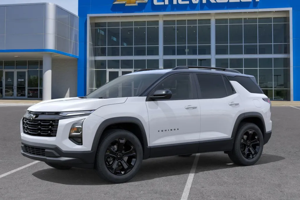 2026 Chevrolet Equinox LT photo 1