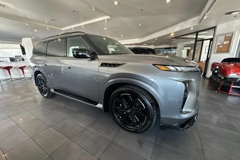 2026 Infiniti QX80 Sensory photo 1