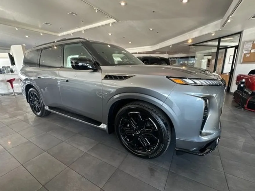 2026 Infiniti QX80 Sensory photo 1