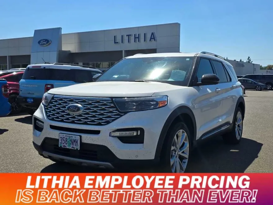 2022 Ford Explorer Platinum photo 1