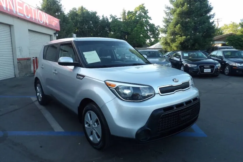 2016 Kia Soul Plus photo 1