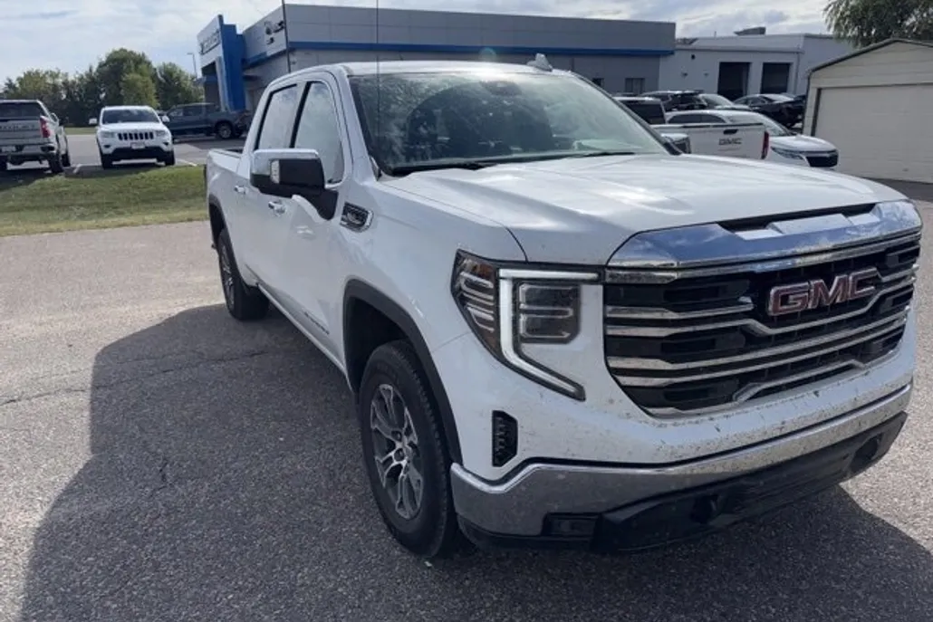 2024 Gmc Sierra 1500 SLT photo 1