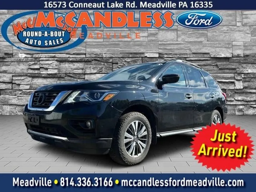 2020 Nissan Pathfinder SV photo 1