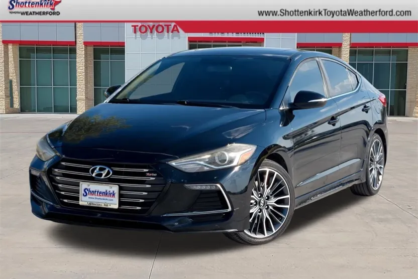 2018 Hyundai Elantra Sport photo 1