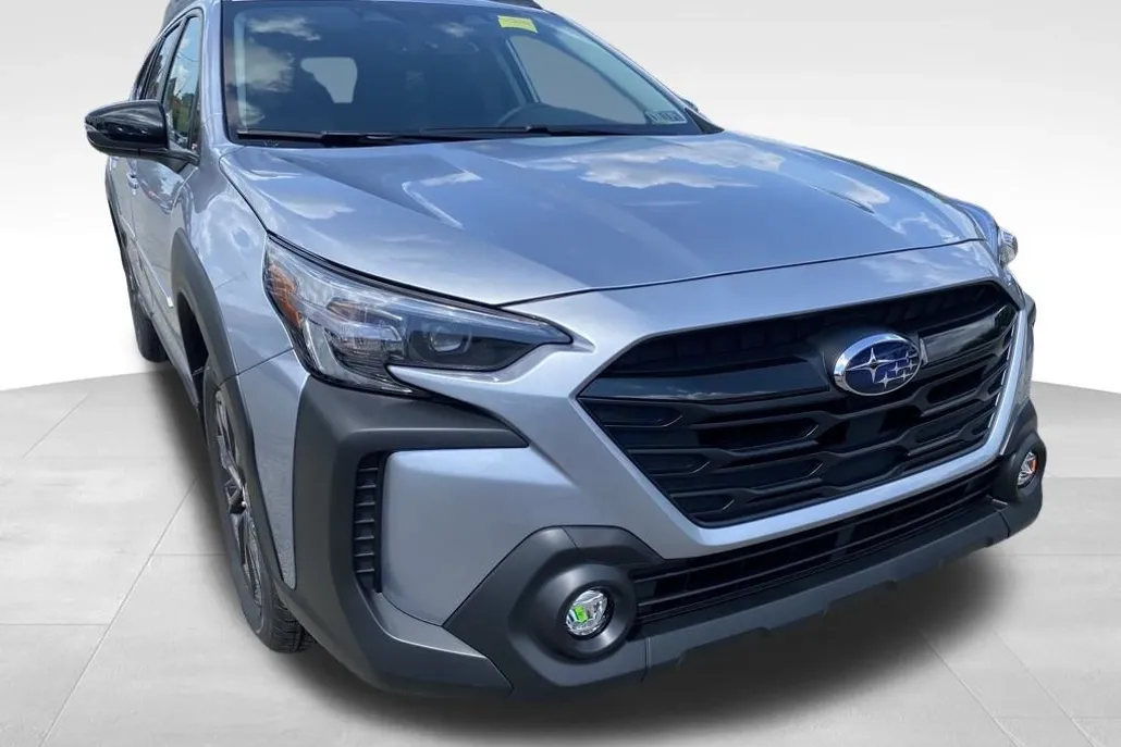 2025 Subaru Outback Onyx Edition photo 1