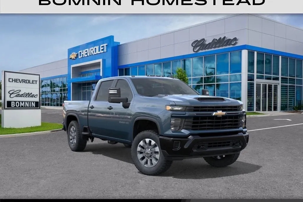 2025 Chevrolet Silverado 2500HD Custom photo 1