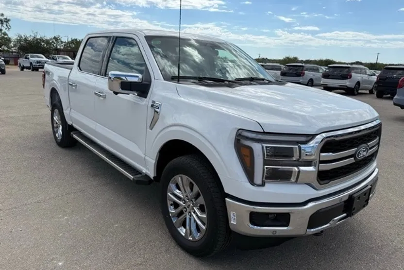 2025 Ford F-150 Lariat photo 1