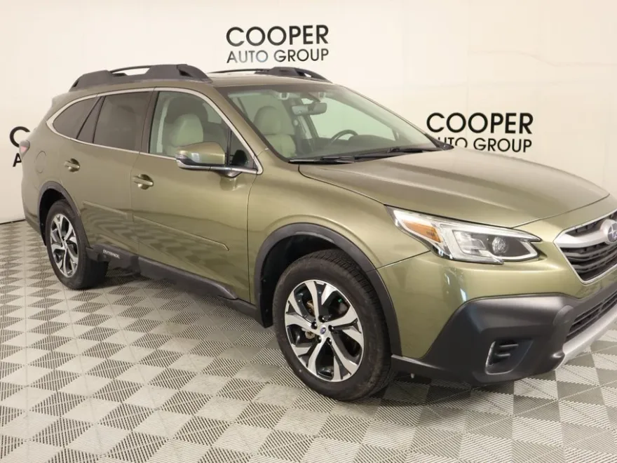 2020 Subaru Outback Limited photo 1