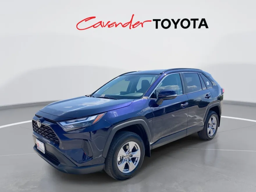 2025 Toyota RAV4 XLE photo 1