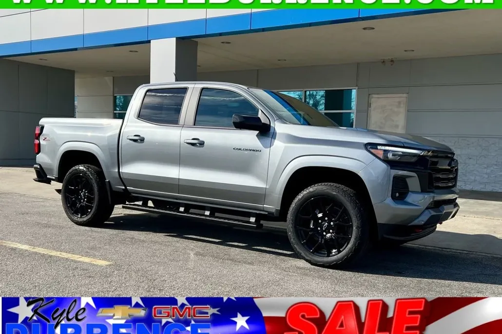 2025 Chevrolet Colorado Z71 photo 1